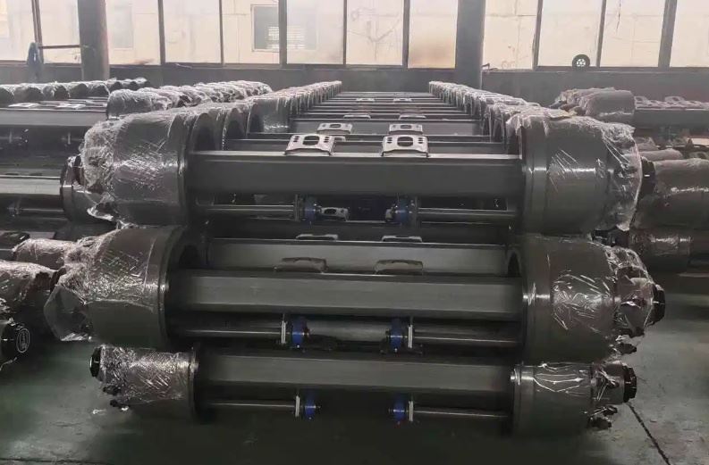 Assale da 16 tonnellate per semi rimorchio